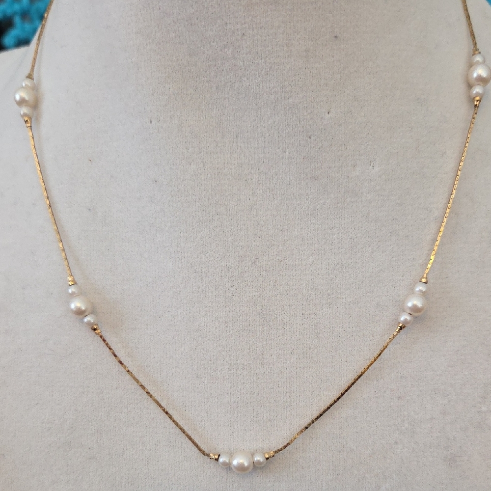 Vintage Avon Elegant Gold and Pearl Choker Necklace